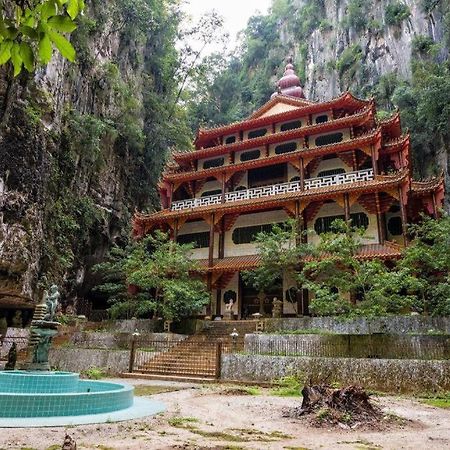 Oyo 90936 Hotel Manjoi Inn Ίπο Εξωτερικό φωτογραφία
